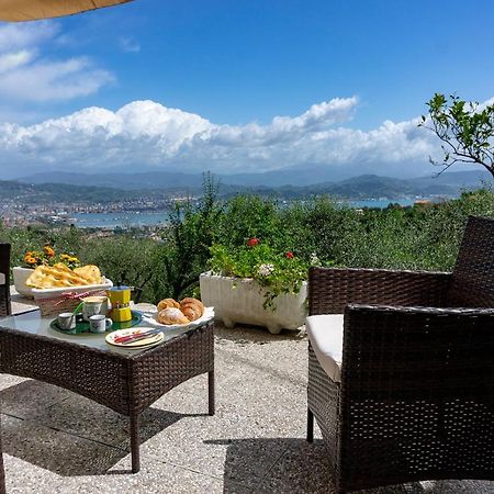 Ferienwohnung Gli Ulivi Sul Golfo E Le 5 Terre La Spezia Exterior foto